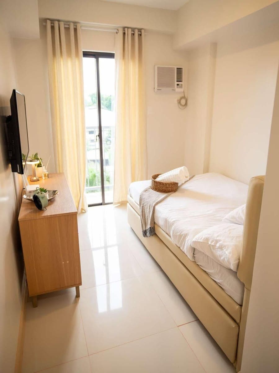 🏷️ AVAILABLE FOR MONTHLY / LONG-TERM RENT - photo 1