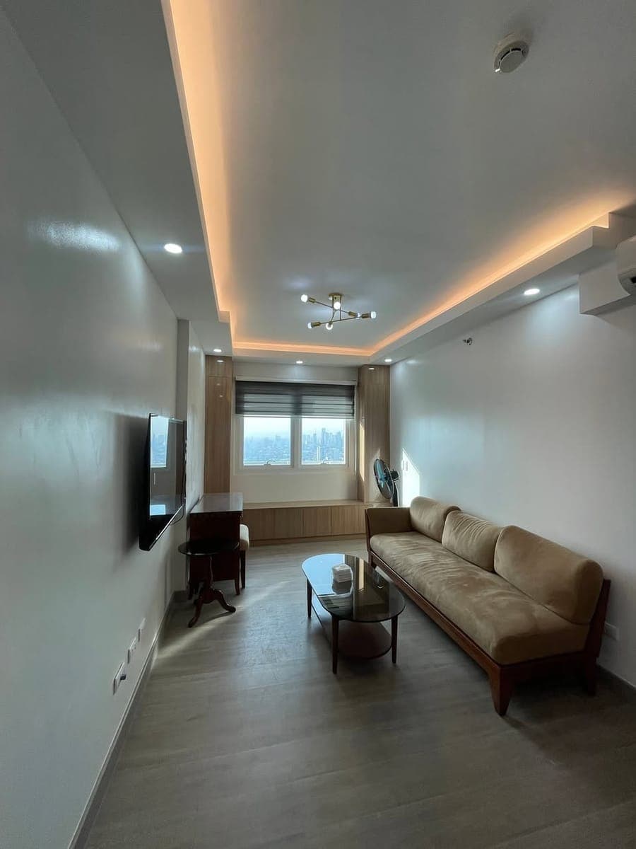 TO LET:: - photo 2