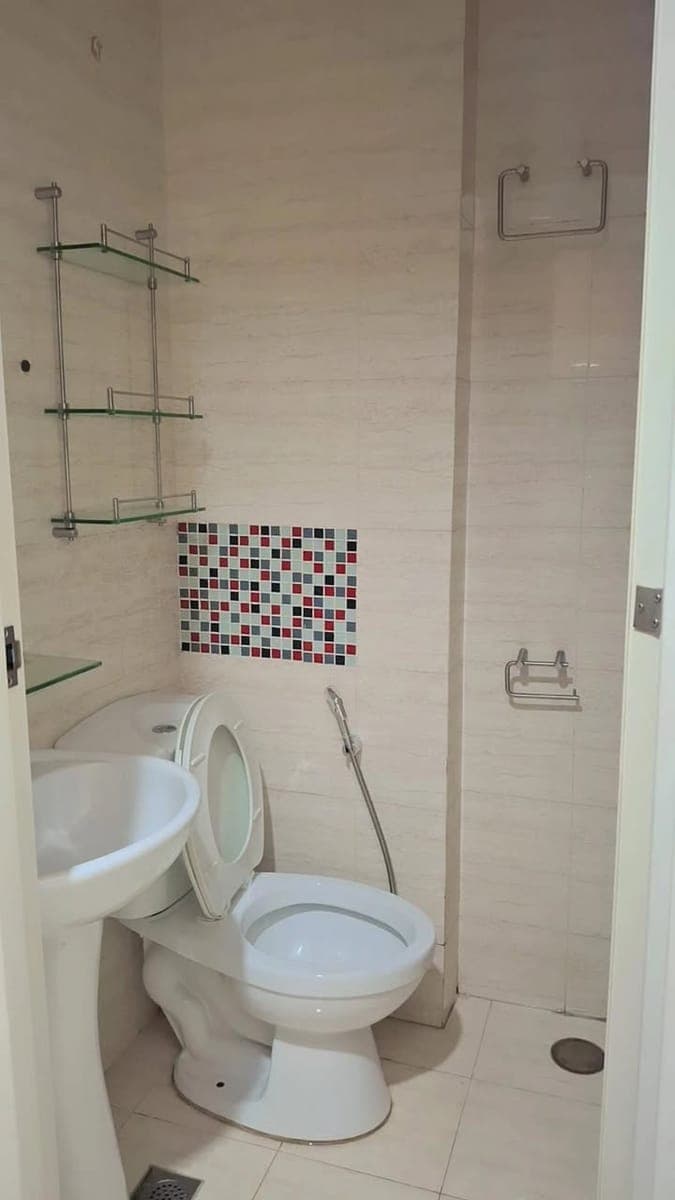 🏢 CONDO FOR RENT NEAR UST - photo 5