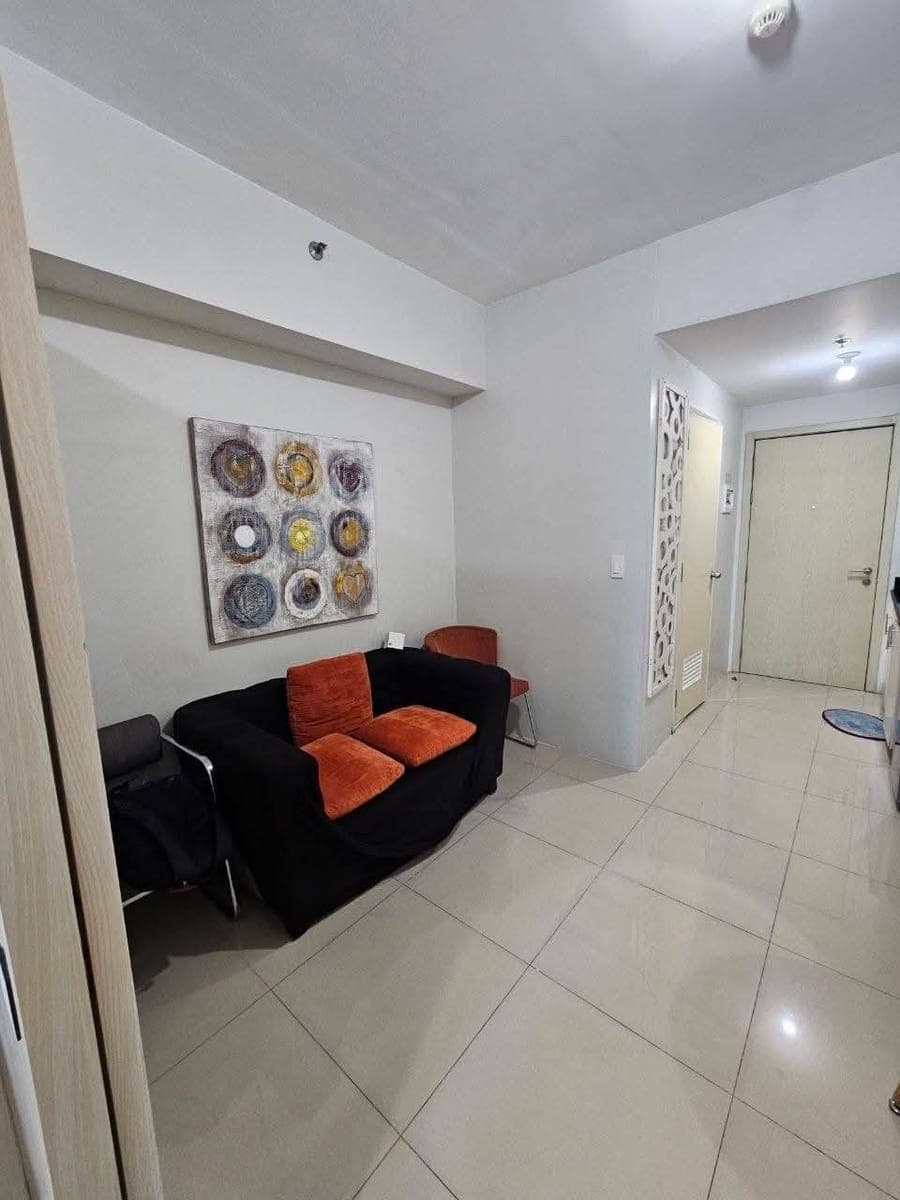 𝐅𝐎𝐑 𝐑𝐄𝐍𝐓 One Bedroom with Balcony Condo at Jazz Residences - photo 2