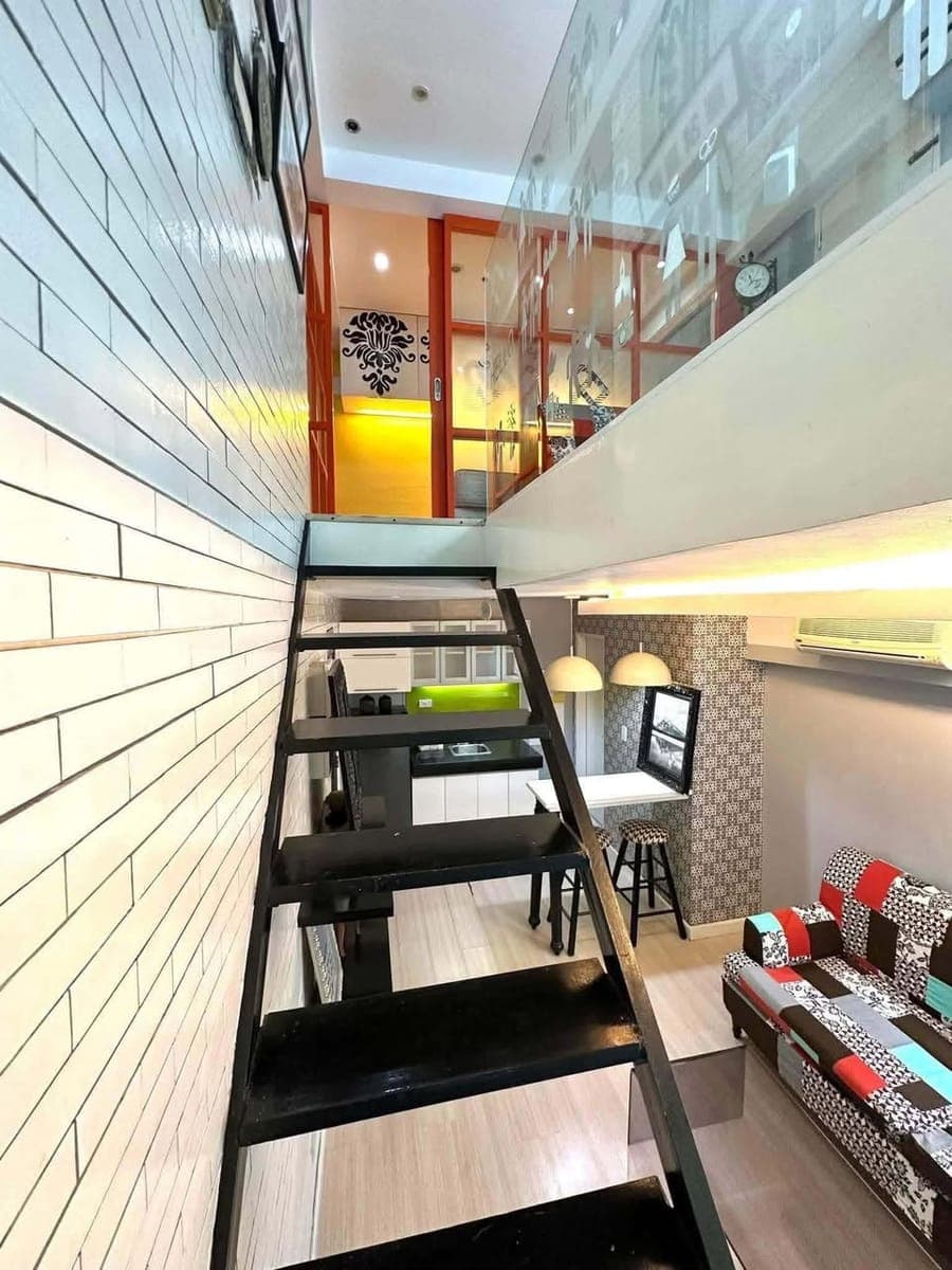 RUSH FOR RENT: ₱23,000- Inclusive condo dues & Wifi - photo 1