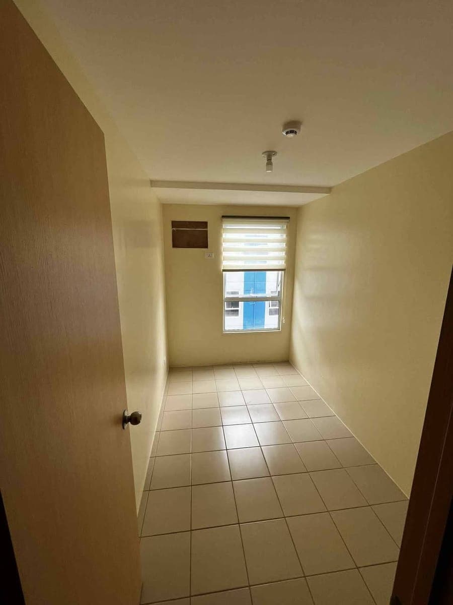 FOR RENT 2 BEDROOM BARE 💯 - photo 3