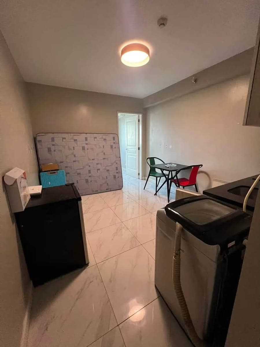 ₱19K MONTHLY‼️ FOR 1BR UNIT NO BALCONY IN MONARCH PARKSUITES - photo 4