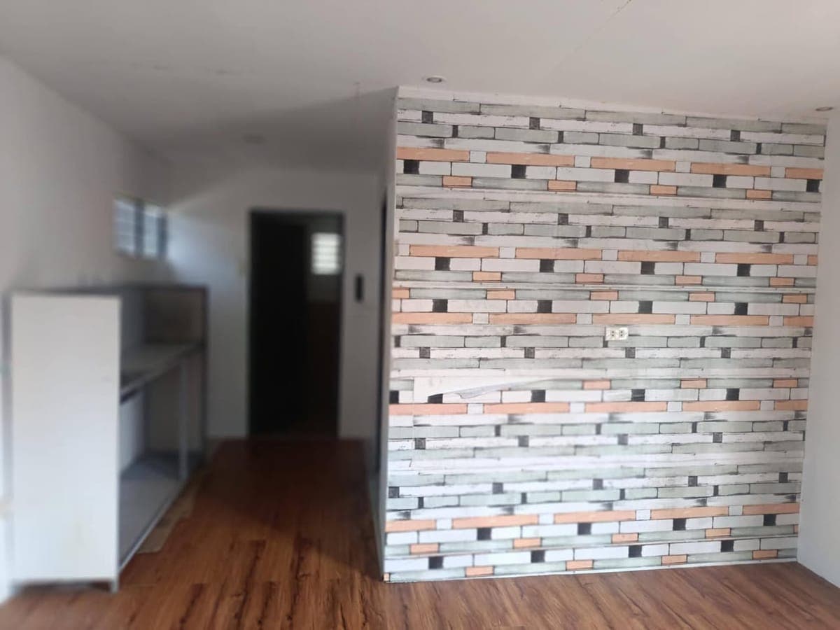 APARTMENT FOR RENT - photo 2