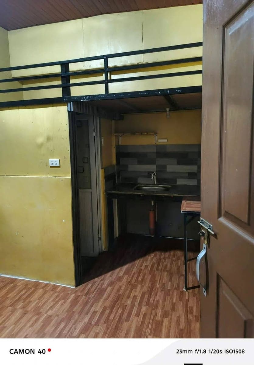 LOFT TYPE FOR RENT - photo 1