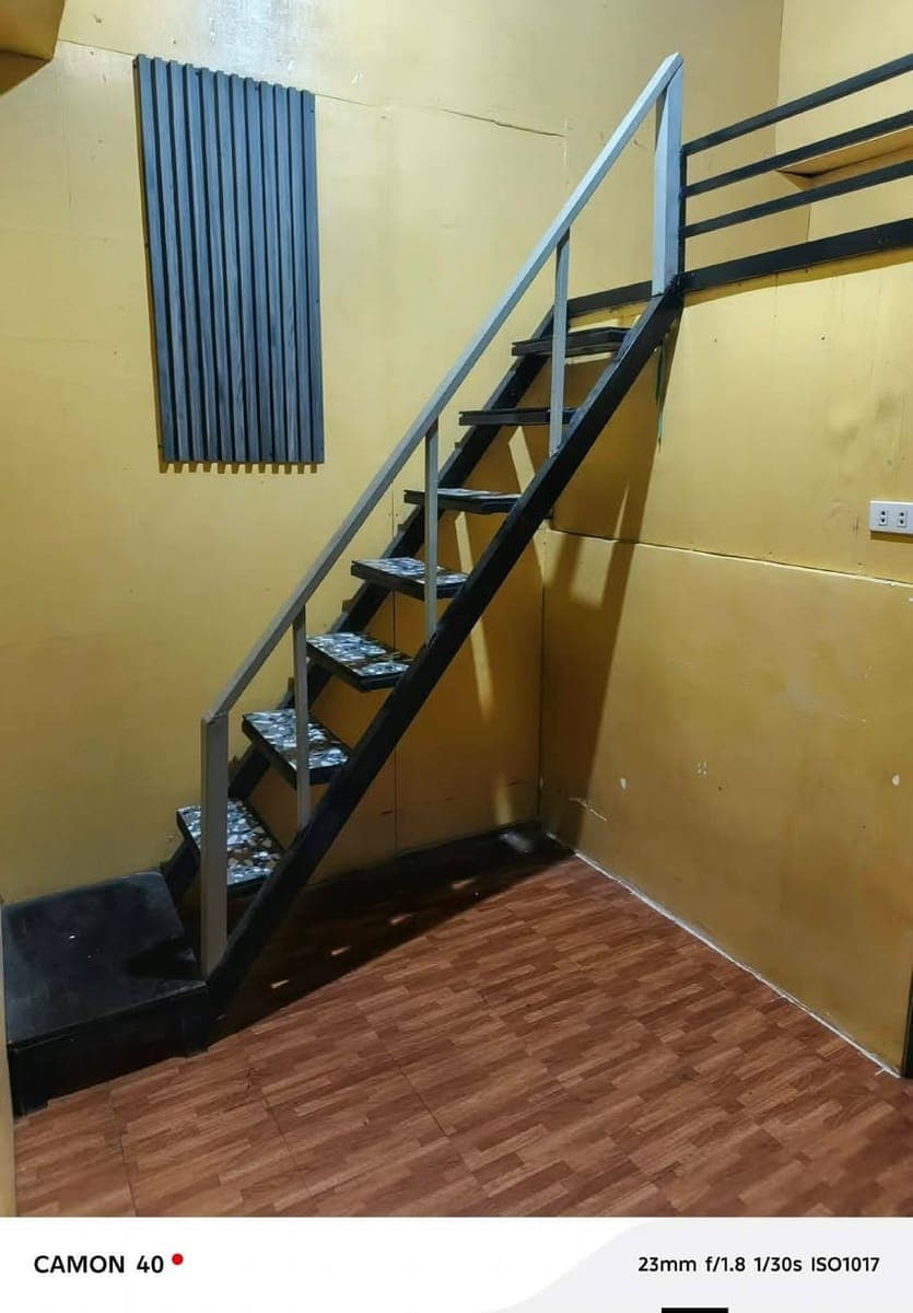 LOFT TYPE FOR RENT - photo 2