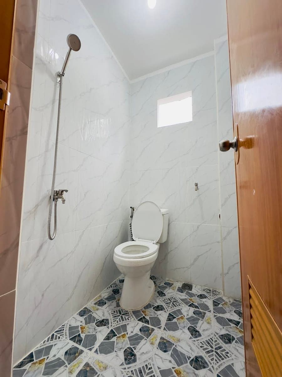 🏘️ Perfect Room for Couples & Students — Move-in Ready! - photo 4