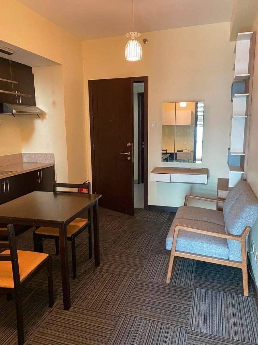 𝐅𝐎𝐑 𝐑𝐄𝐍𝐓 One Bedroom Condo At SAN LORENZO PLACE - photo 1