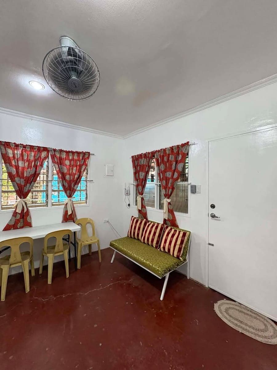 House for rent:semi furnished - photo 1
