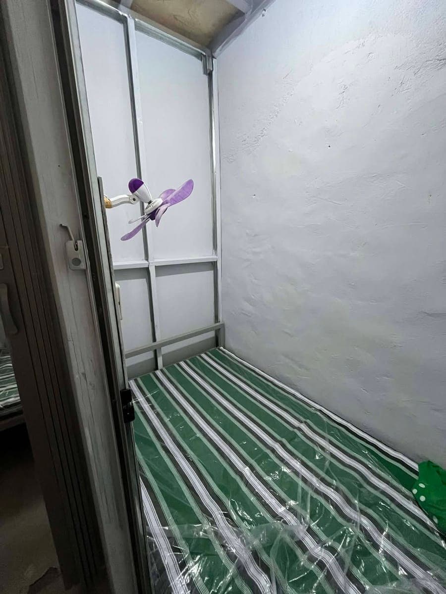 Ghil bed space Available LOCATION: 2524 TOLENTINO ST.PASAY CITY baranggay 131 - photo 1