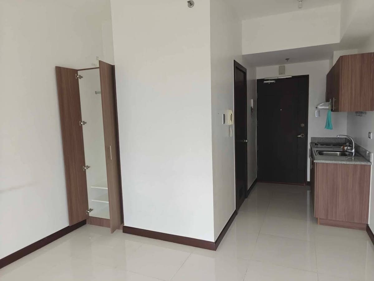 For rent: Chimes Greenhills Studio Unit - photo 1