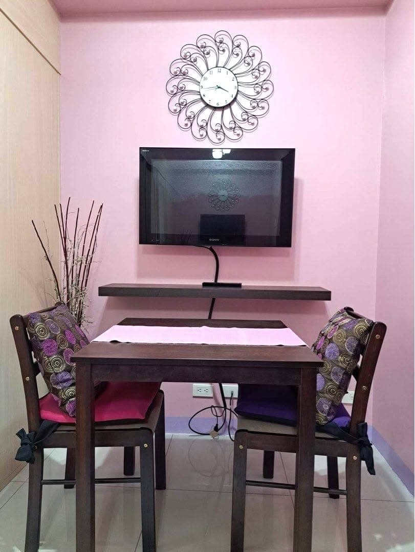 Fully Furnished 1 Bedroom Condo Unit For Rent - 32nd Floor at Berkeley Residences - photo 4