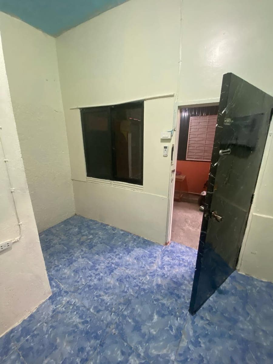 FOR RENT Studio type apartment good for 1-3 pax with OWN PARKiNG AREA sa motor. OWN Aircon,CR,SiNK,S... - photo 4