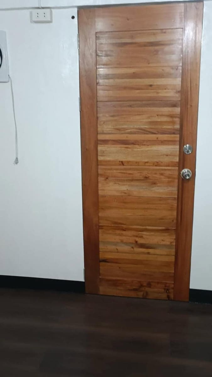 ***UP AND DOWN***** APARTMENT FOR RENT NEAR BGC/Makati/Kalayaan Ave.,** - photo 1