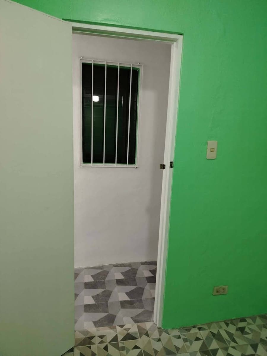 Room for Rent - photo 4