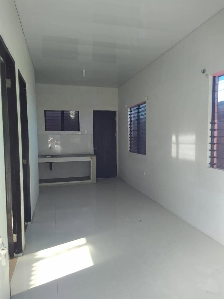 House For Rent - photo 2