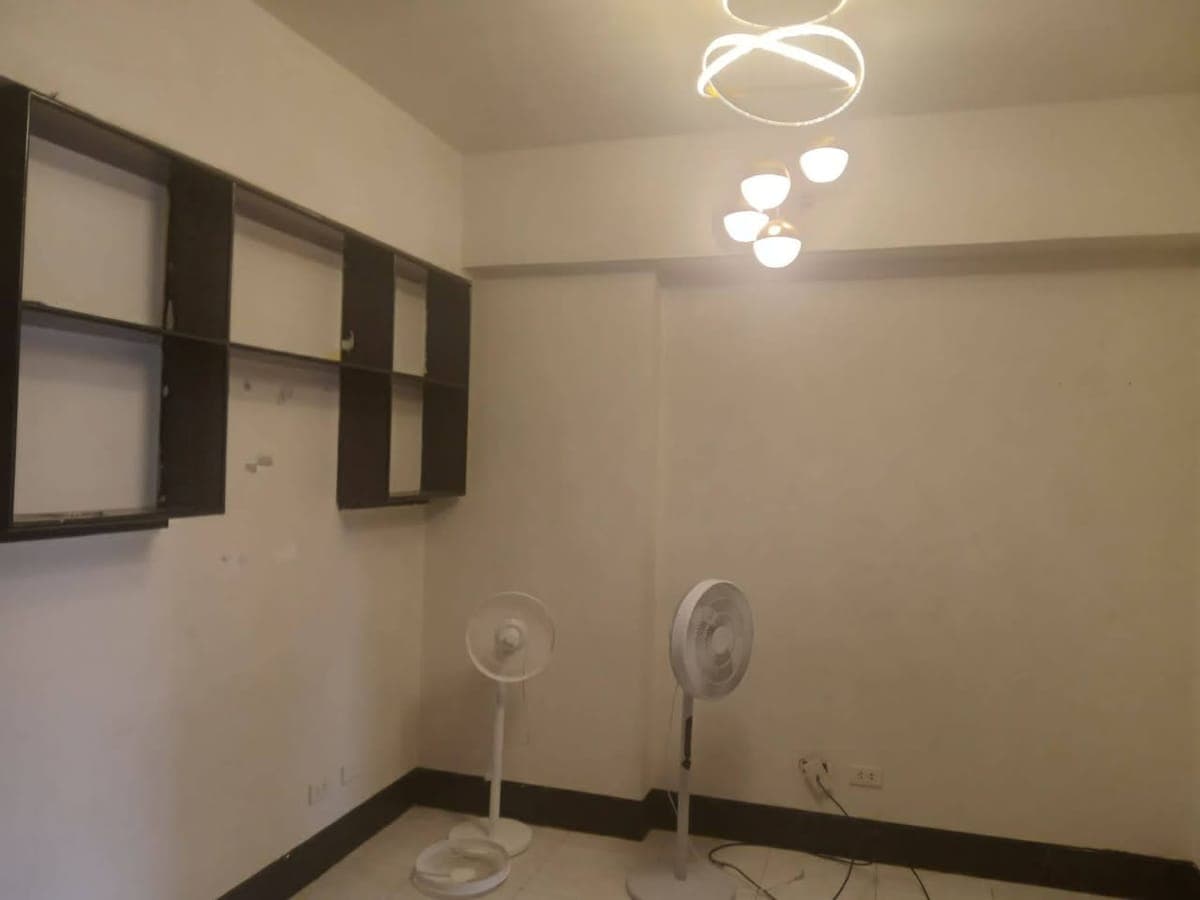Available condo unit for rent - photo 5