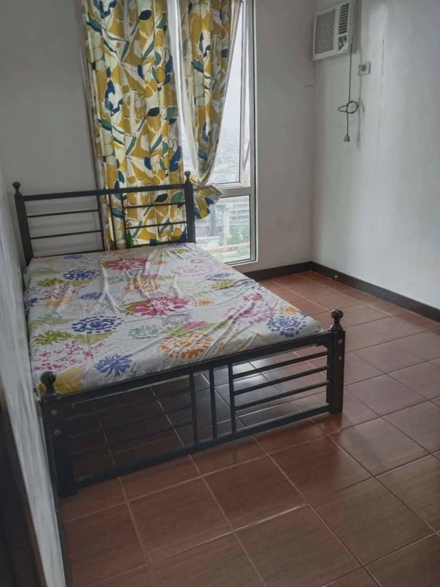 𝐅𝐎𝐑 𝐑𝐄𝐍𝐓 Two Bedrooms Condo At SAN LORENZO PLACE - photo 2