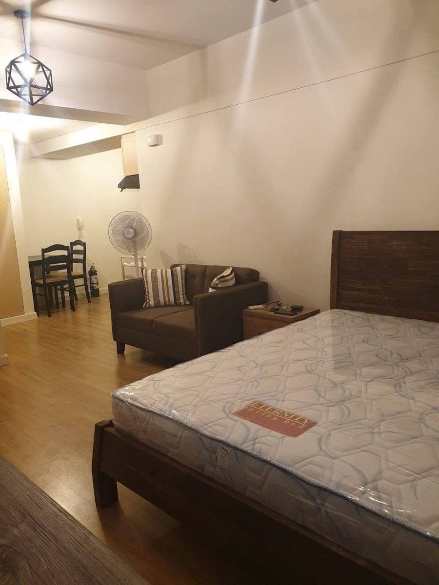 𝐅𝐎𝐑 𝐑𝐄𝐍𝐓 Studio Type Condo at THE LERATO TOWER - photo 4