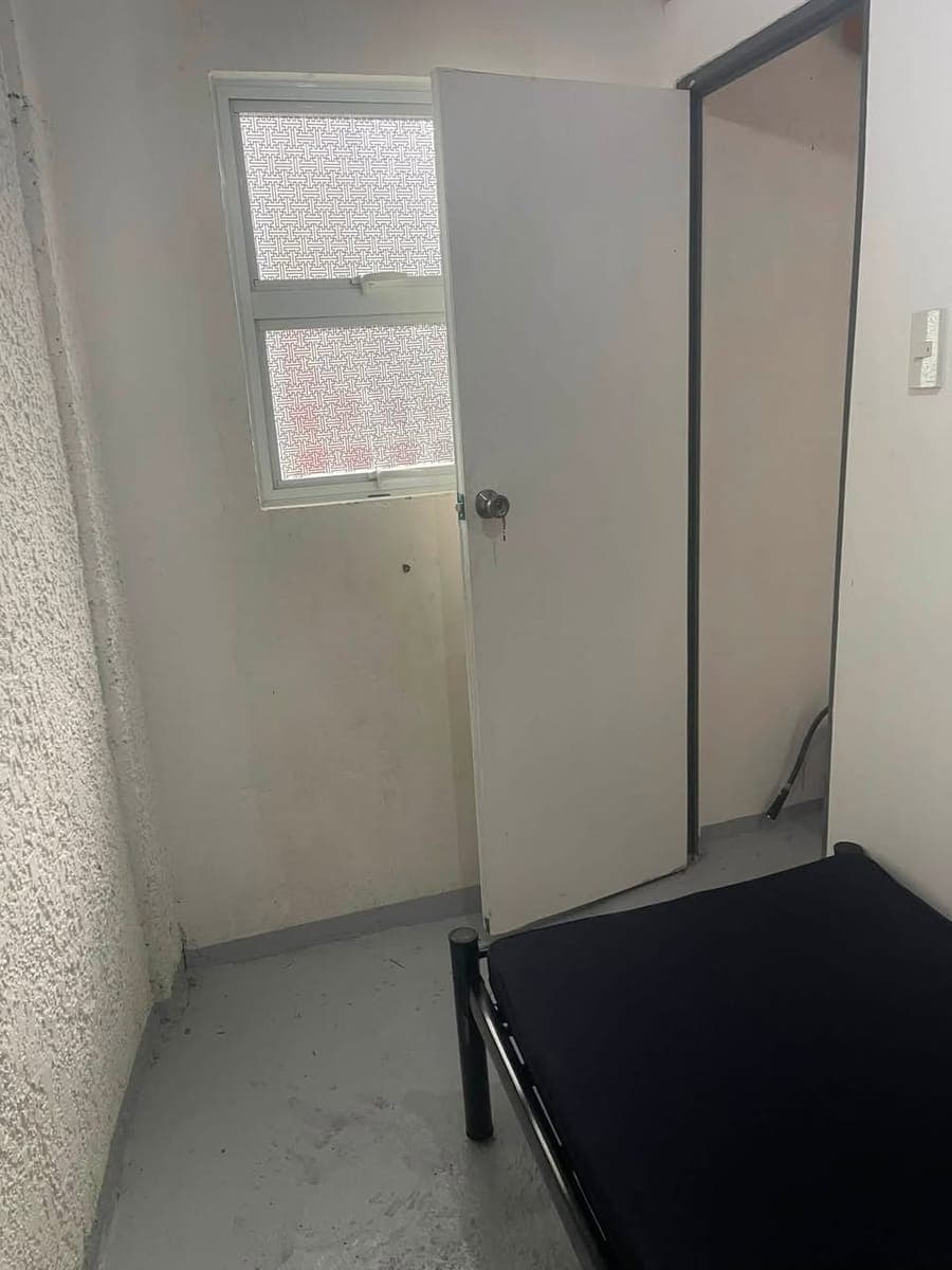ROOM FOR RENT FEMALE ONLY 5K - photo 1