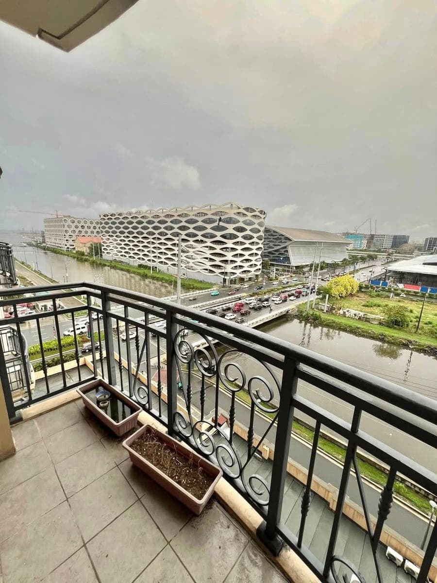 ₱45K MONTHLY‼️ | SPACIOUS 2BR UNIT WITH BALCONY IN MONARCH PARKSUITES - photo 1
