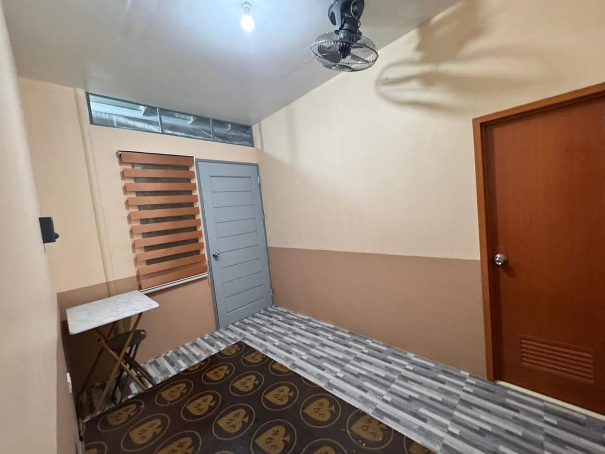 Room for rent - photo 1