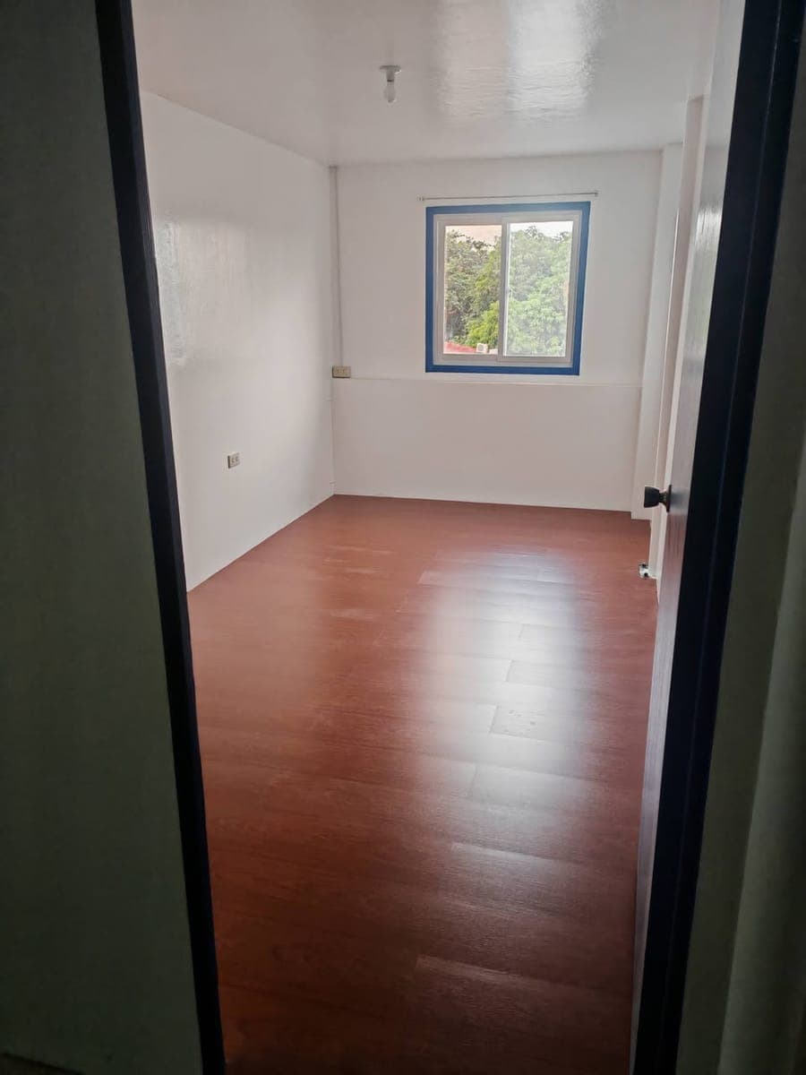 2 Units Solo Room For Rent - photo 3