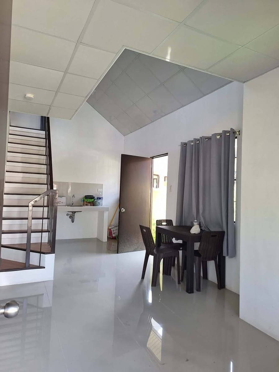 BRAND NEW HOUSE - photo 4