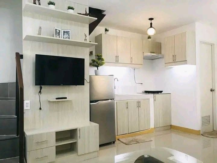 Semi-Furnished 2-storey House for Long term Rent: move in ready! - photo 2