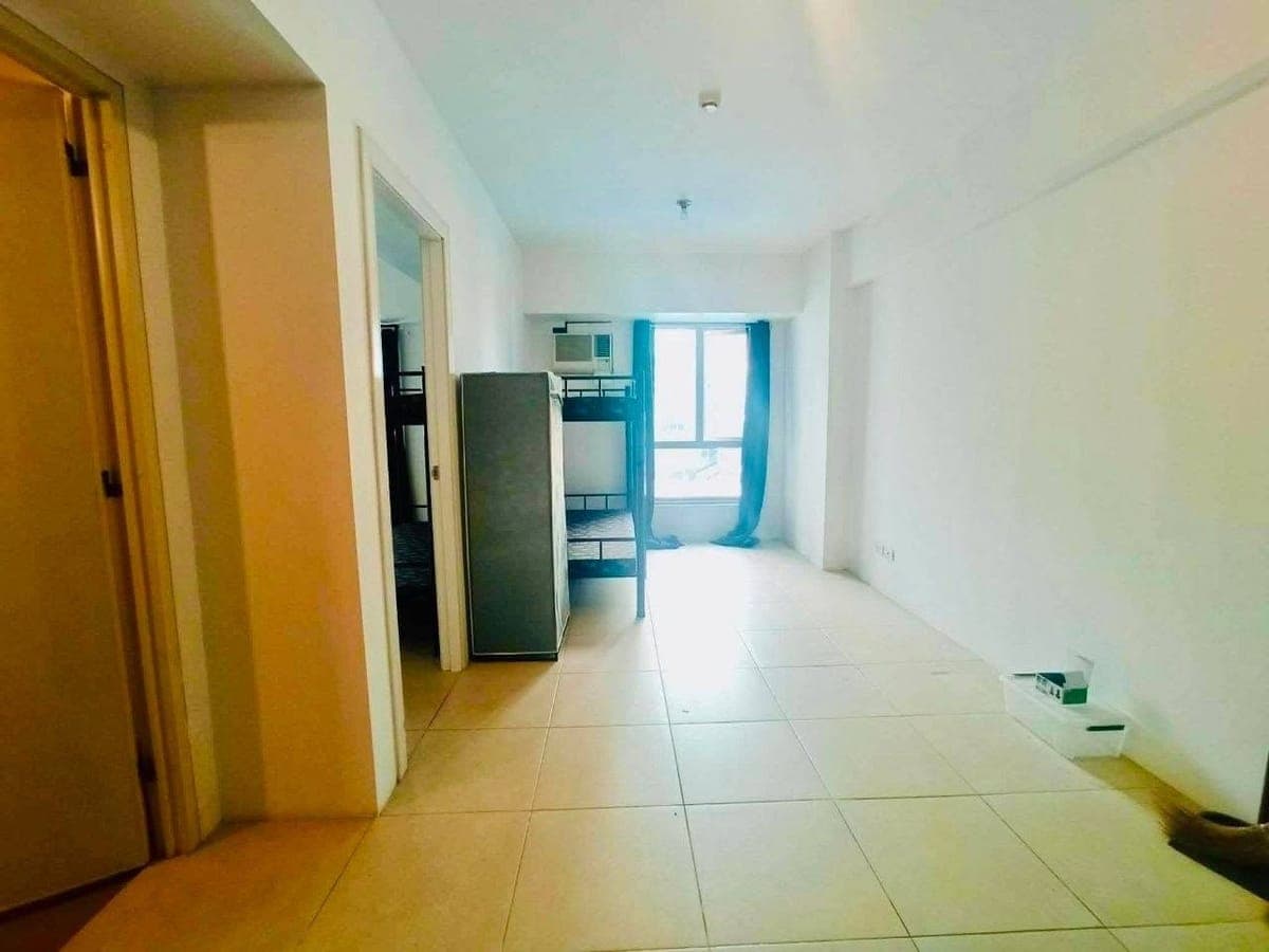 𝐅𝐎𝐑 𝐑𝐄𝐍𝐓 One Bedroom Condo Unit in AVIDA TOWERS 34th STREET BGC - photo 2