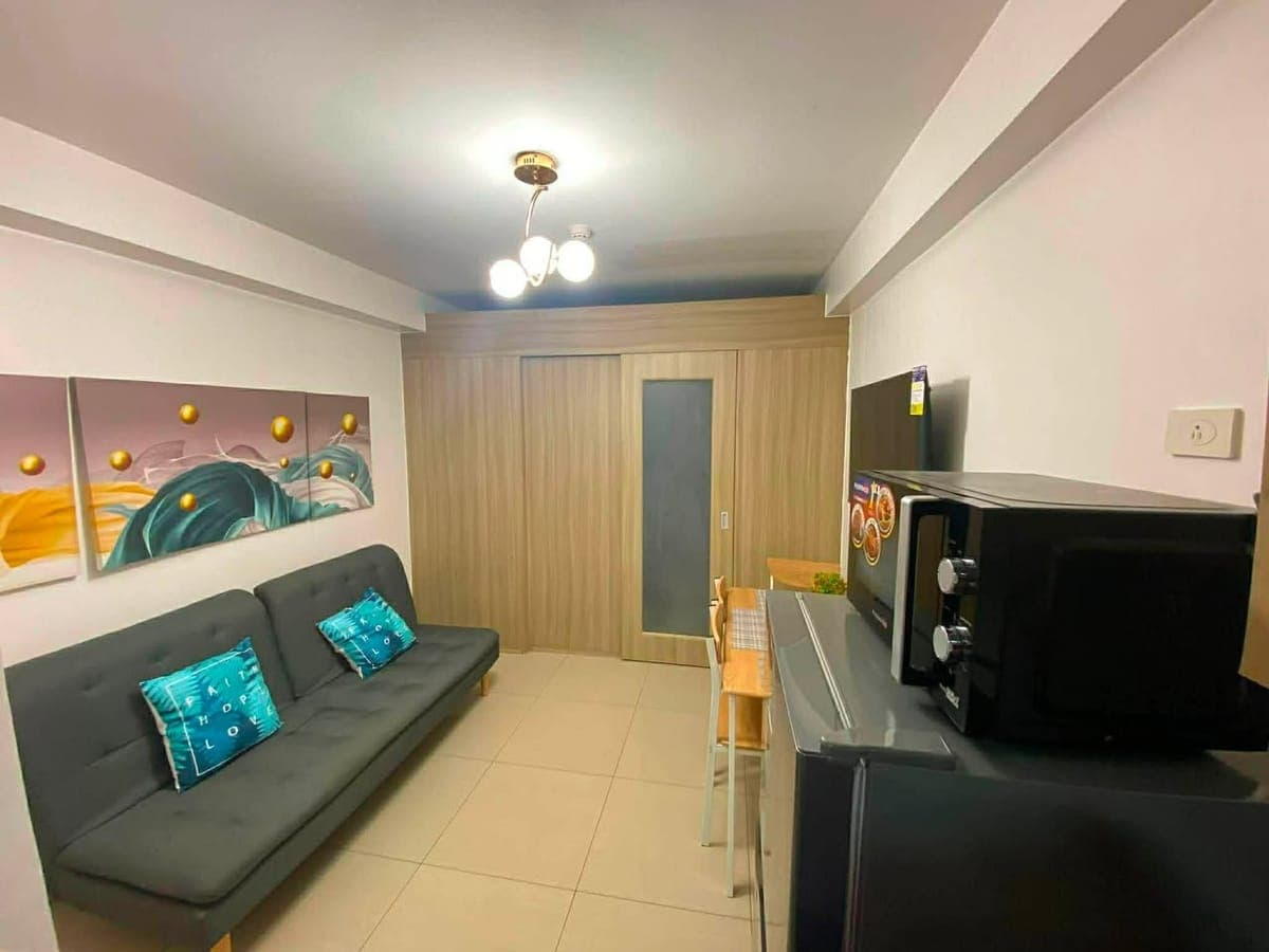 ✅Condo for Rent 💰 ₱17,000 🛏️ 1 Bedroom - photo 2
