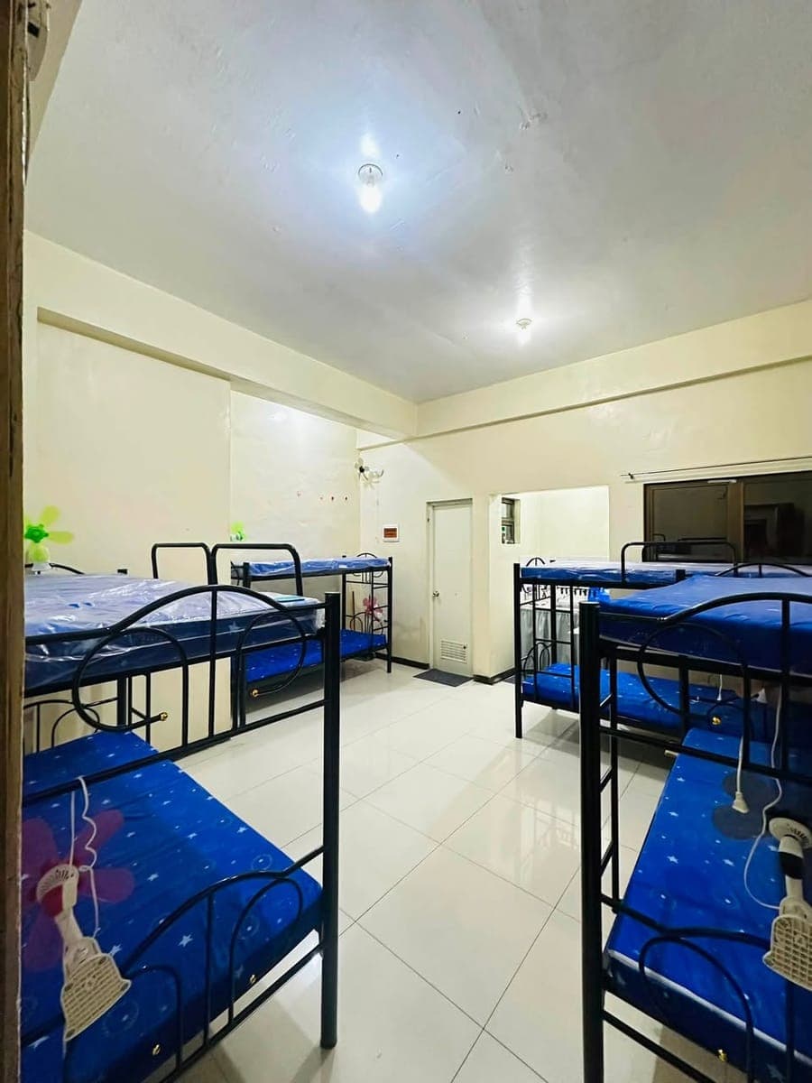 2,999 only!! Air-CONDITIONED FEMALE & MALE BEDSPACE AVAILABLE ‼️ BACLARAN AREA - photo 2