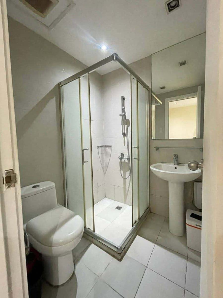 💰 ₱40,000 / MONTH  🔥FOR RENT🔥📍Makati - photo 4
