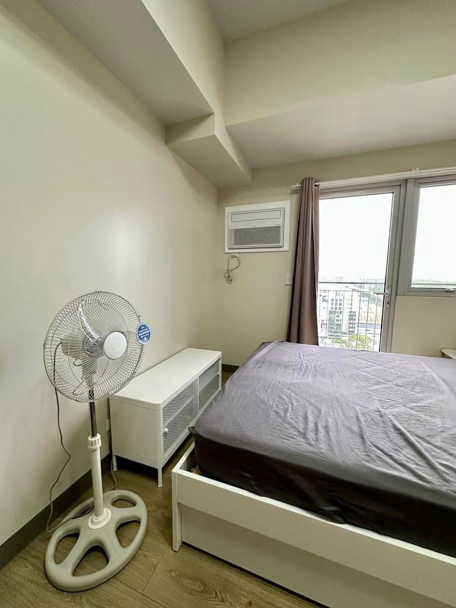 For Long Term Rent: Vion Tower - Chino Roces, Makati (beside MRT Magallanes) - photo 2