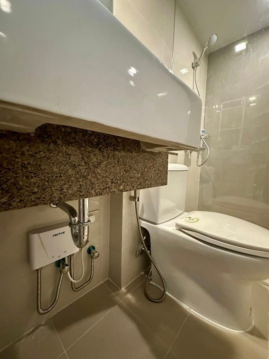 For Long Term Rent: Vion Tower - Chino Roces, Makati (beside MRT Magallanes) - photo 4