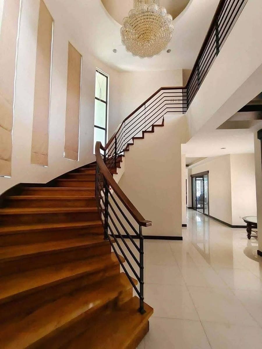 OVERLOOKING CITY VIEW HOUSE FOR RENT‼️ - photo 2