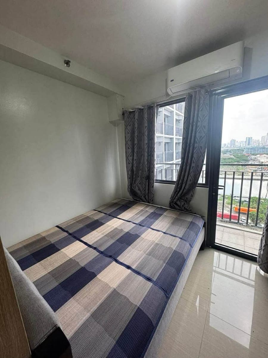 🏙️ SHORE 2 RESIDENCES FOR RENT - photo 5