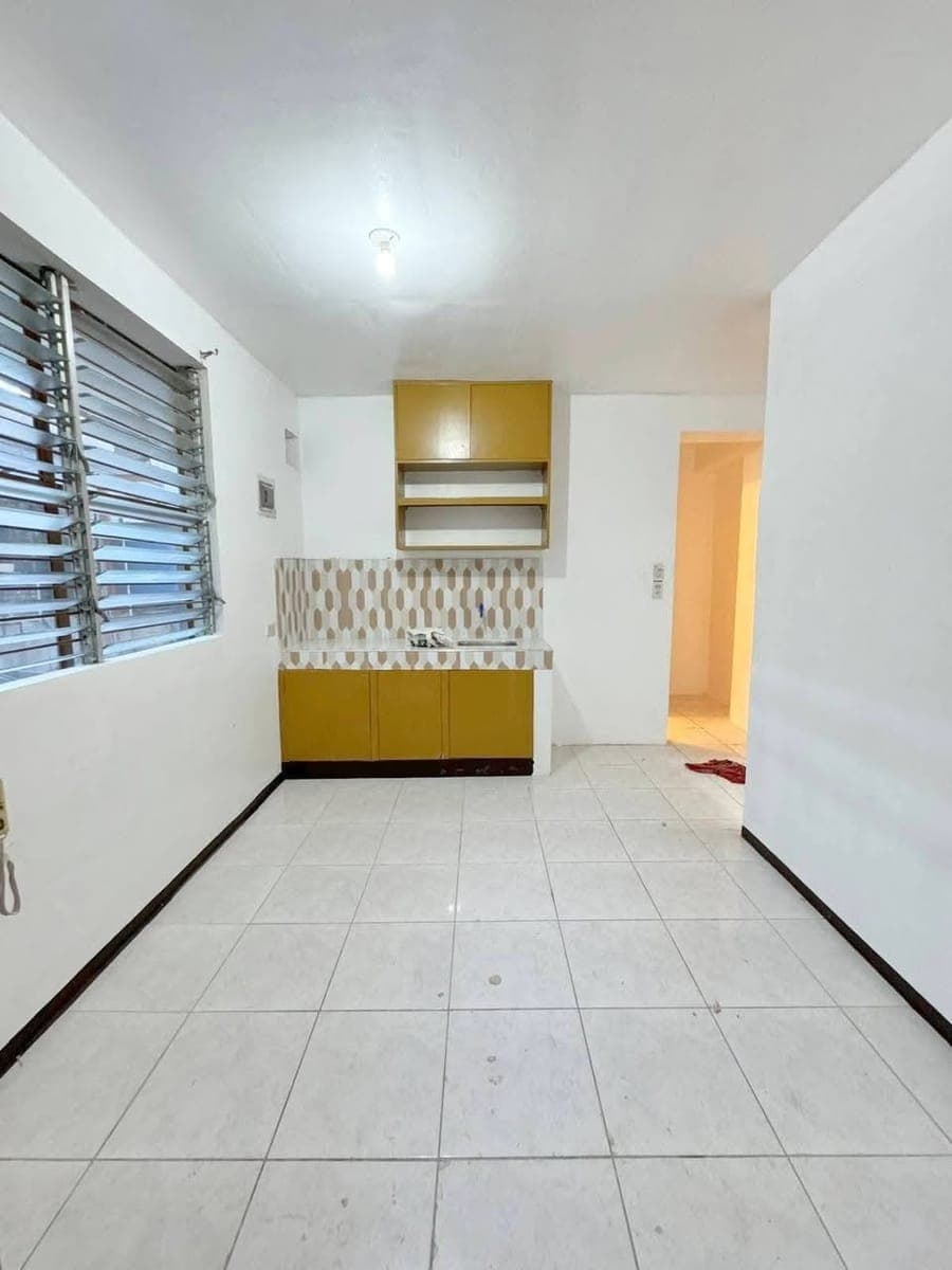 One bedroom apartment for rent at fairview Quezon City - photo 3