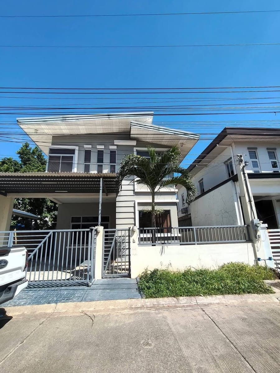 4BR HOUSE FOR RENT‼️ - photo 1