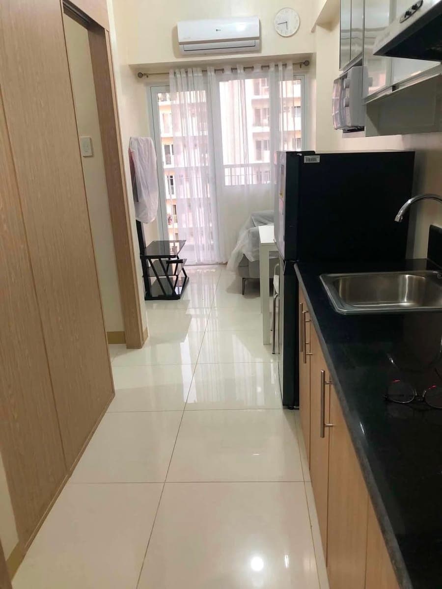🏡 FOR RENT: Fully Furnished 2-Bedroom Condo at SMDC Field Residences 🏡 - photo 2