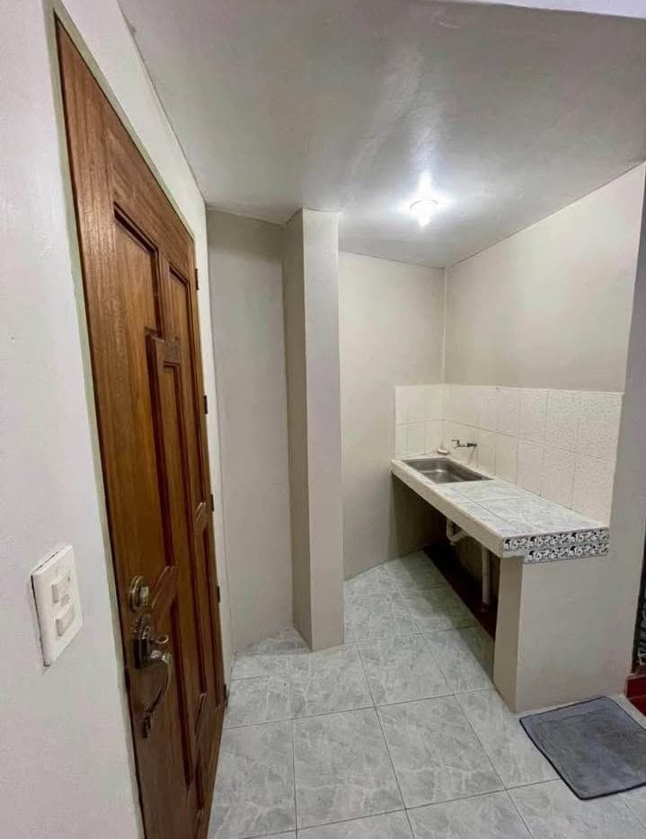AVAILABLE SOLO ROOM FOR RENT - photo 3