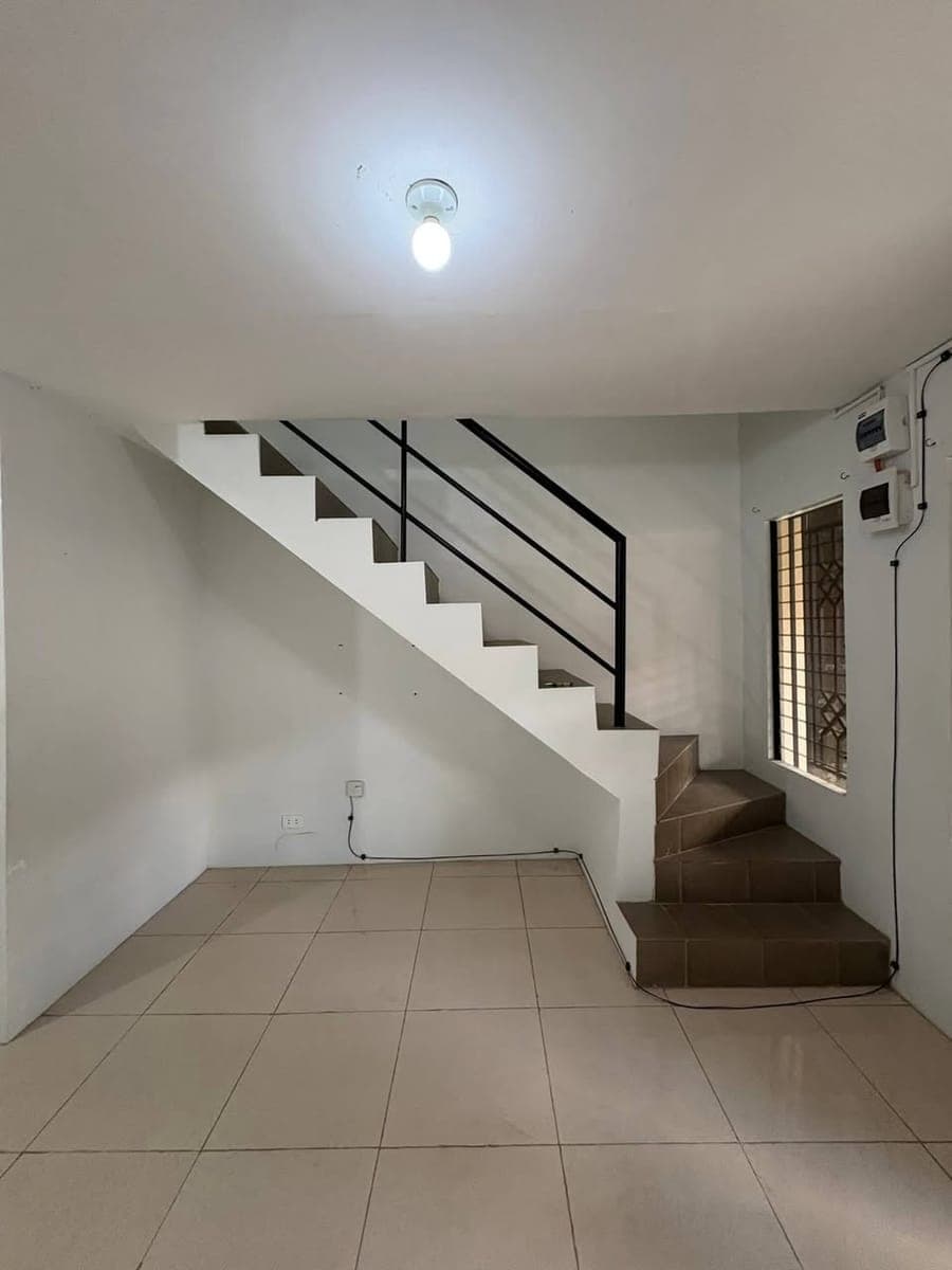 🏡 Townhouse for Rent ‼️ - photo 3