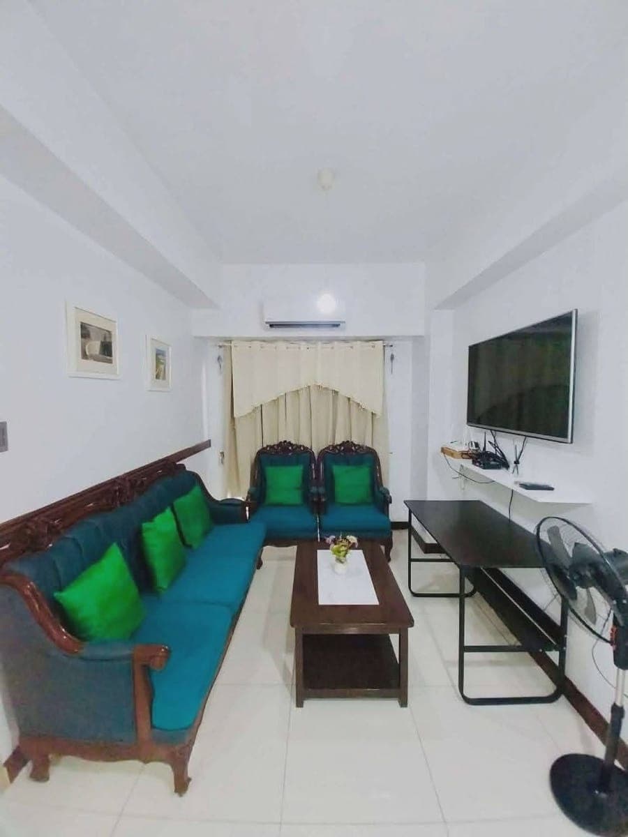 𝐅𝐎𝐑 𝐑𝐄𝐍𝐓 One Bedroom Condo Unit in SIGNA DESIGNER RESIDENCES - photo 2