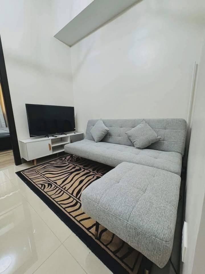 𝐅𝐎𝐑 𝐑𝐄𝐍𝐓 One Bedroom with Balcony Condo at PARK MCKINLEY WEST - photo 3