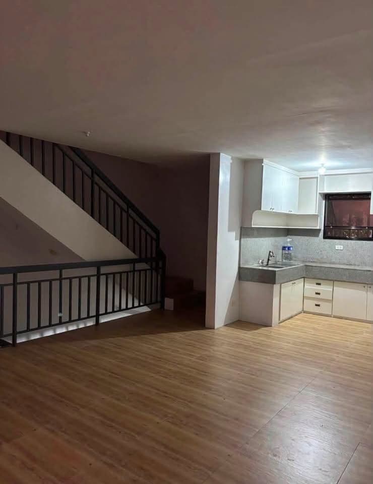 FOR RENT: 4 STOREY TOWNHOUSE in San Juan City. - photo 1