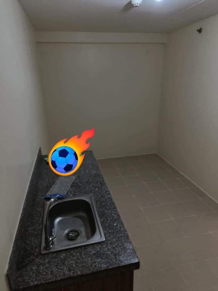 1 bedroom condo unit for rent.  Urban deca Homes Tondo Manila. Bare type.  14th floor. - photo 1