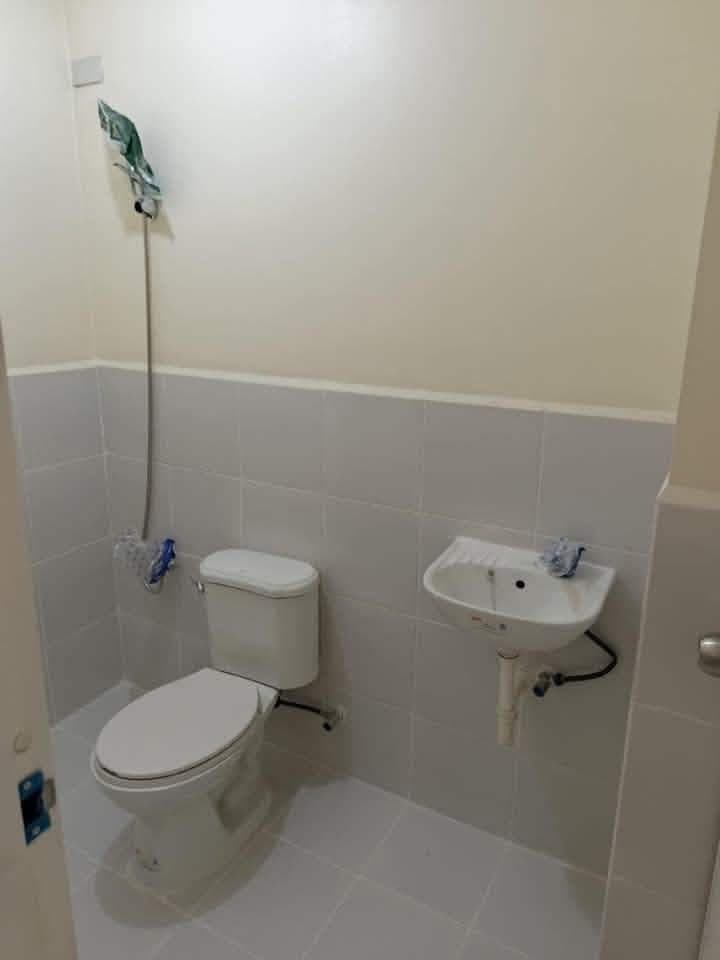 1 bedroom condo unit for rent.  Urban deca Homes Tondo Manila. Bare type.  14th floor. - photo 3
