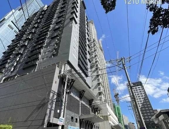 𝐅𝐎𝐑 𝐑𝐄𝐍𝐓 Two Bedrooms Condo at PARC HOUSE 2 - photo 1