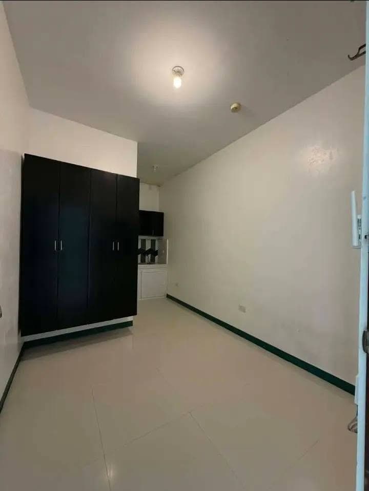 Solo Studiotype room for rent - photo 2