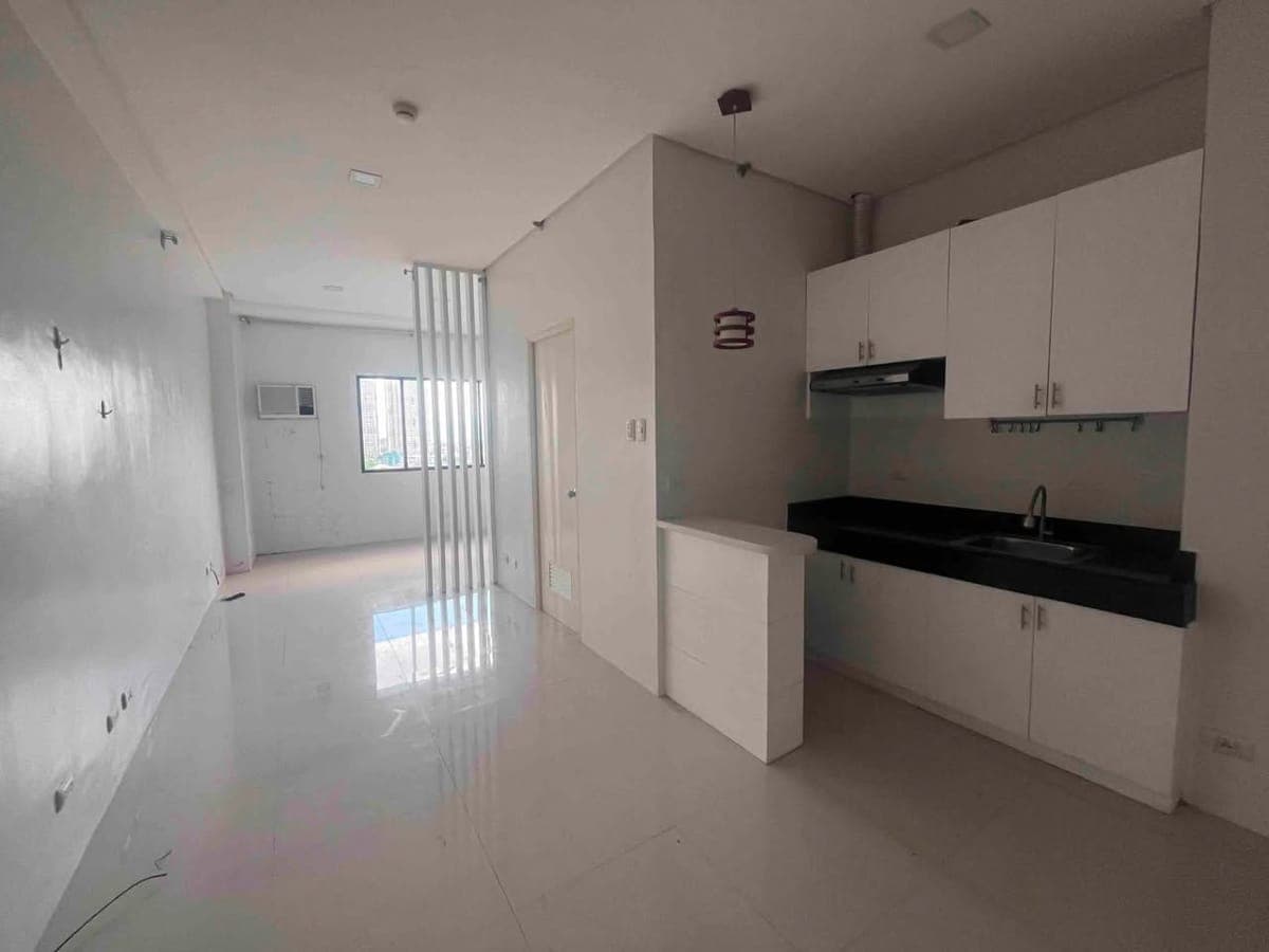 ✨ Experience Elevated Living at Escalades East Tower, Cubao ✨ - photo 1